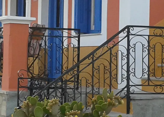 Nikolitsi Apartament Simi