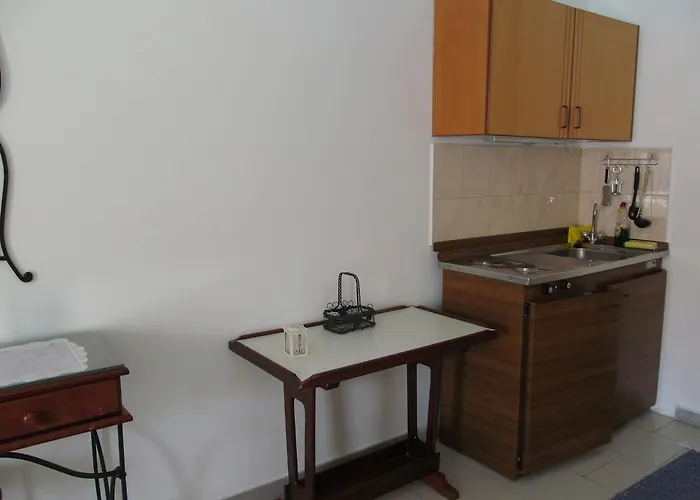 Apartament Nikolitsi Simi