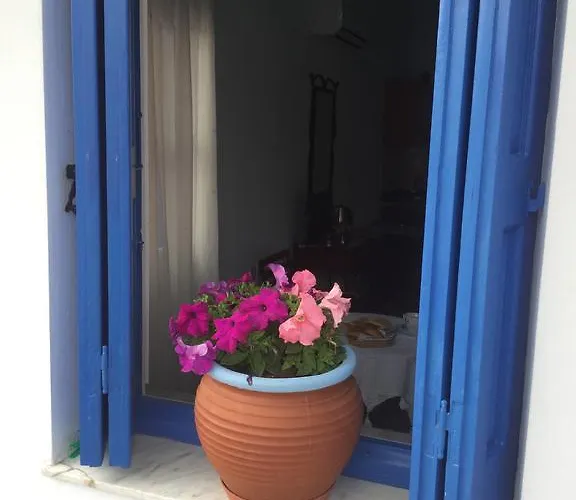 Nikolitsi Apartament *